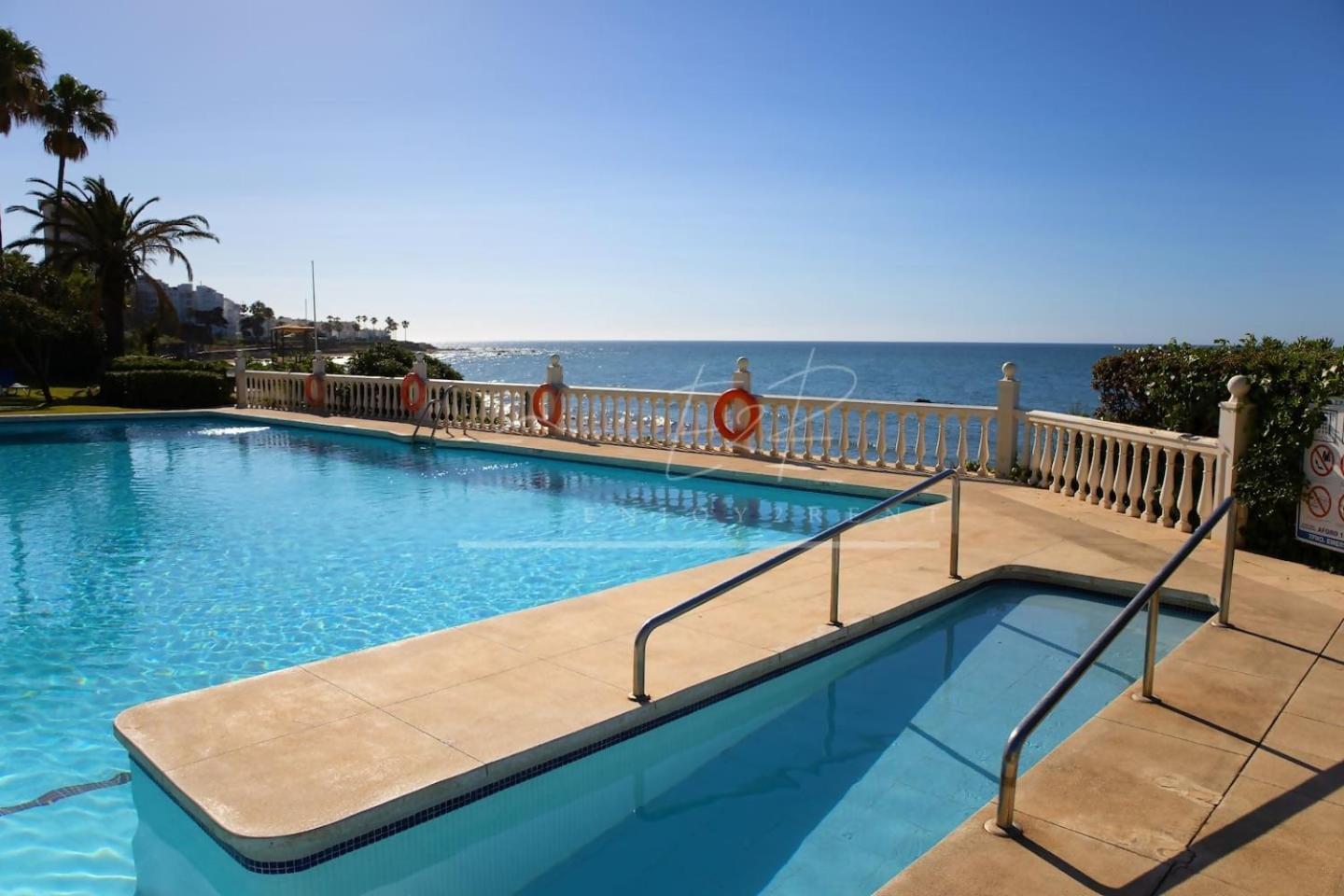 Апартаменти Enjoy2Rent Lubina Del Sol Mijas Sitio de Calahonda Екстер'єр фото