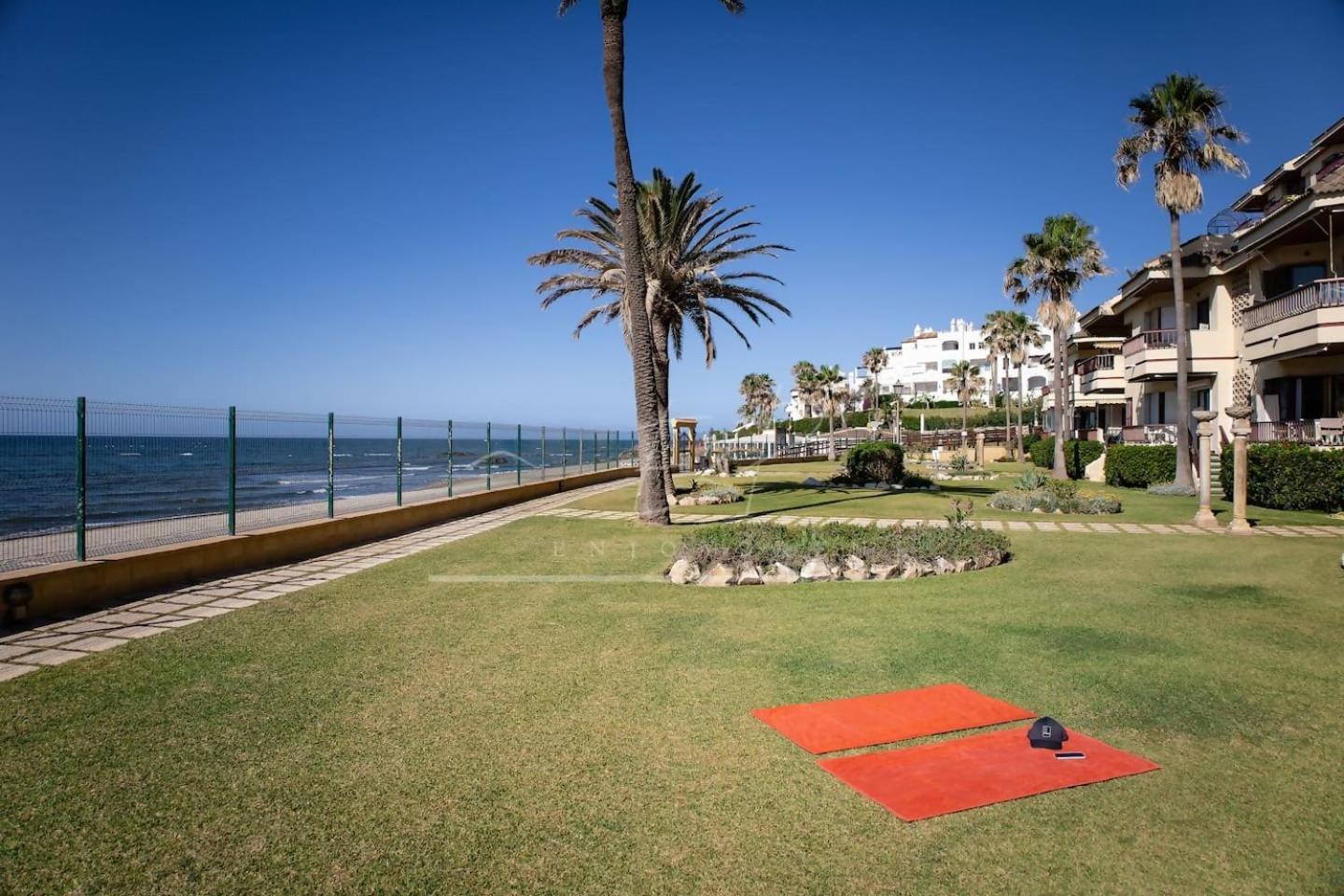 Апартаменти Enjoy2Rent Lubina Del Sol Mijas Sitio de Calahonda Екстер'єр фото